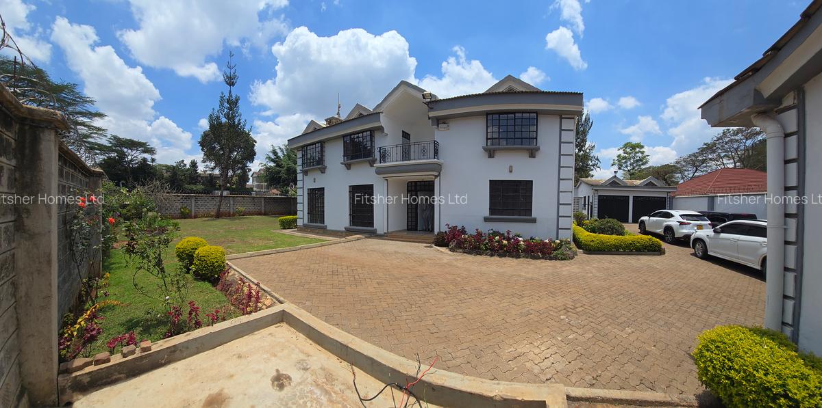 5 Bed House with En Suite in Runda - 3