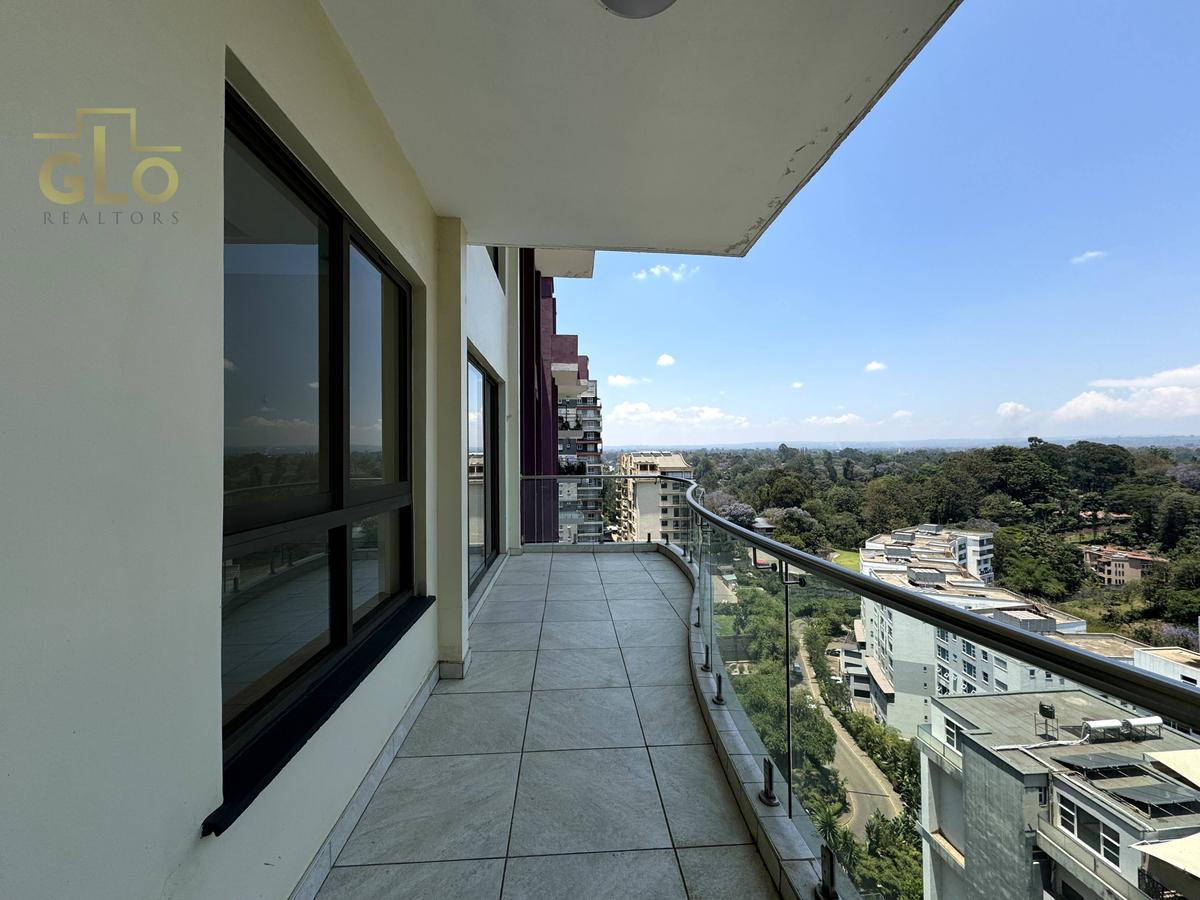 4 Bed Apartment with En Suite in General Mathenge - 1