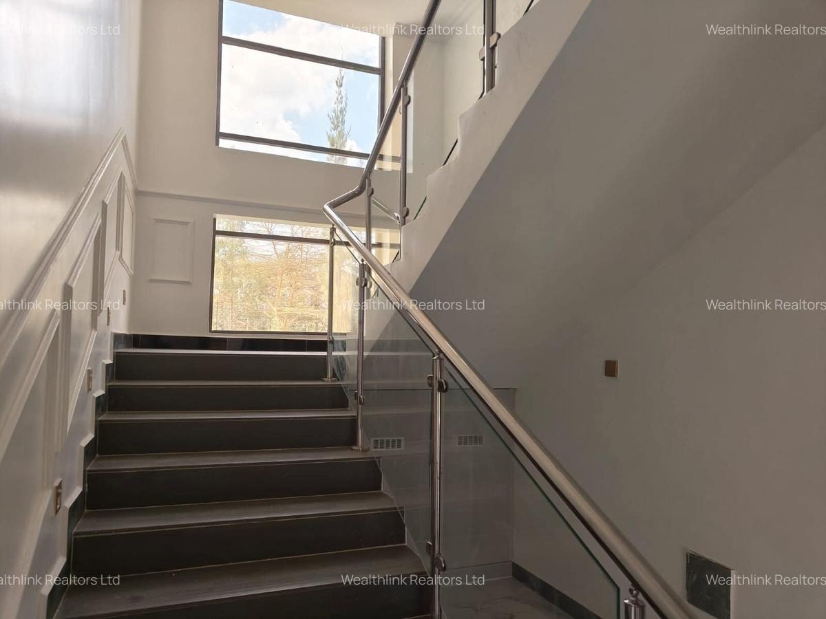 5 Bed House with Swimming Pool in Karen - 14