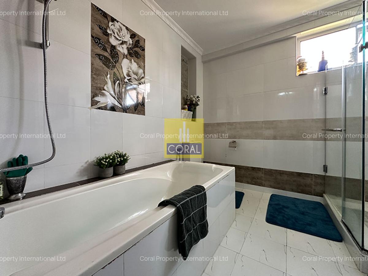 4 Bed Apartment in Kilimani - 15