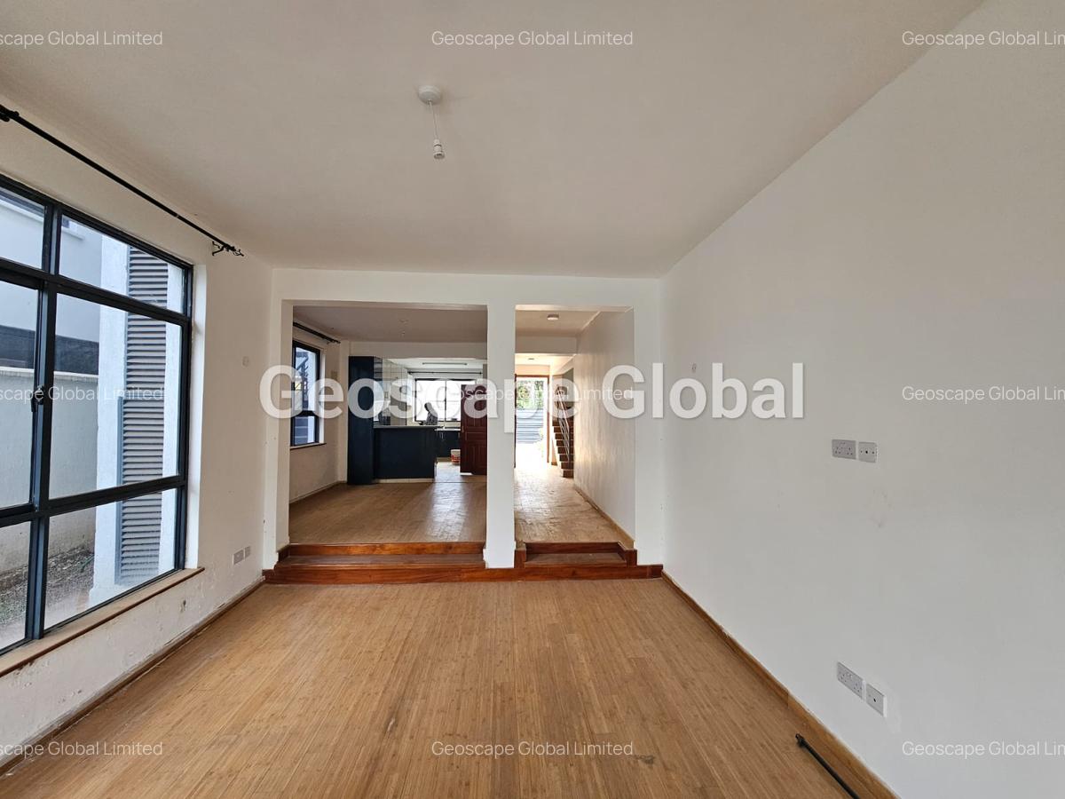 5 Bed Townhouse with En Suite in Lavington - 13