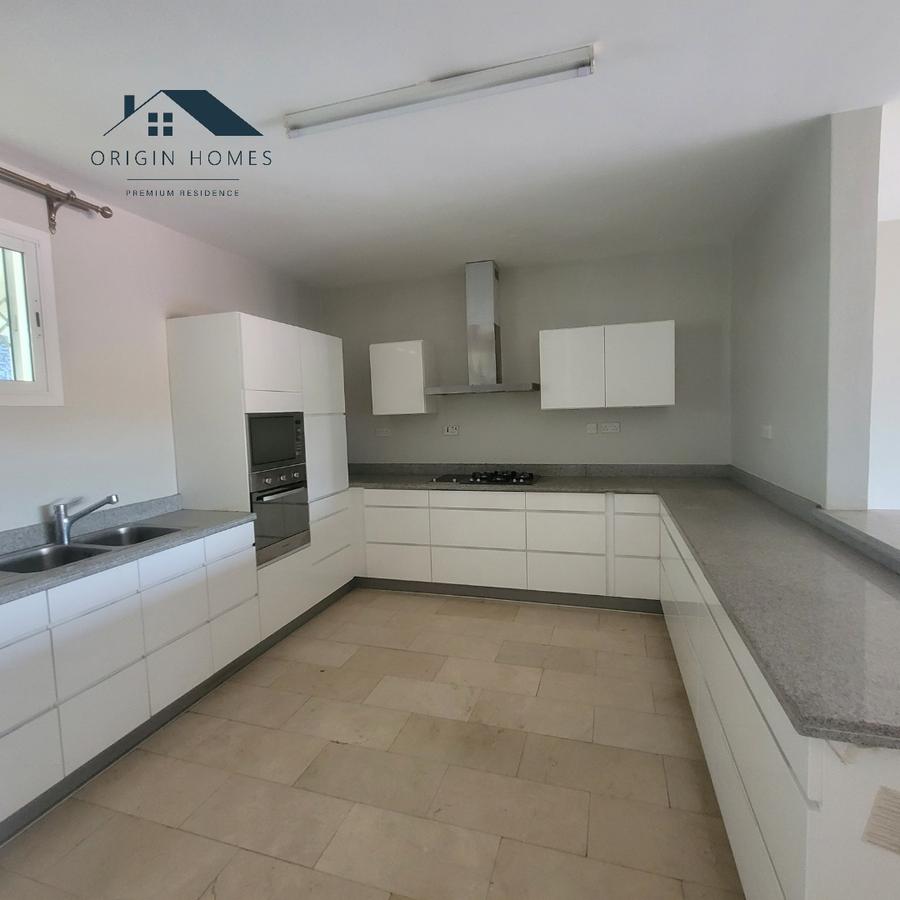 3 Bed Apartment with En Suite at Kileleshwa - 3