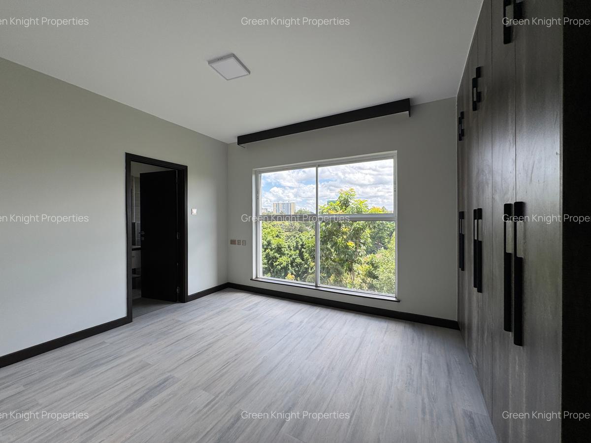 Serviced 3 Bed Apartment with En Suite in Riverside - 5