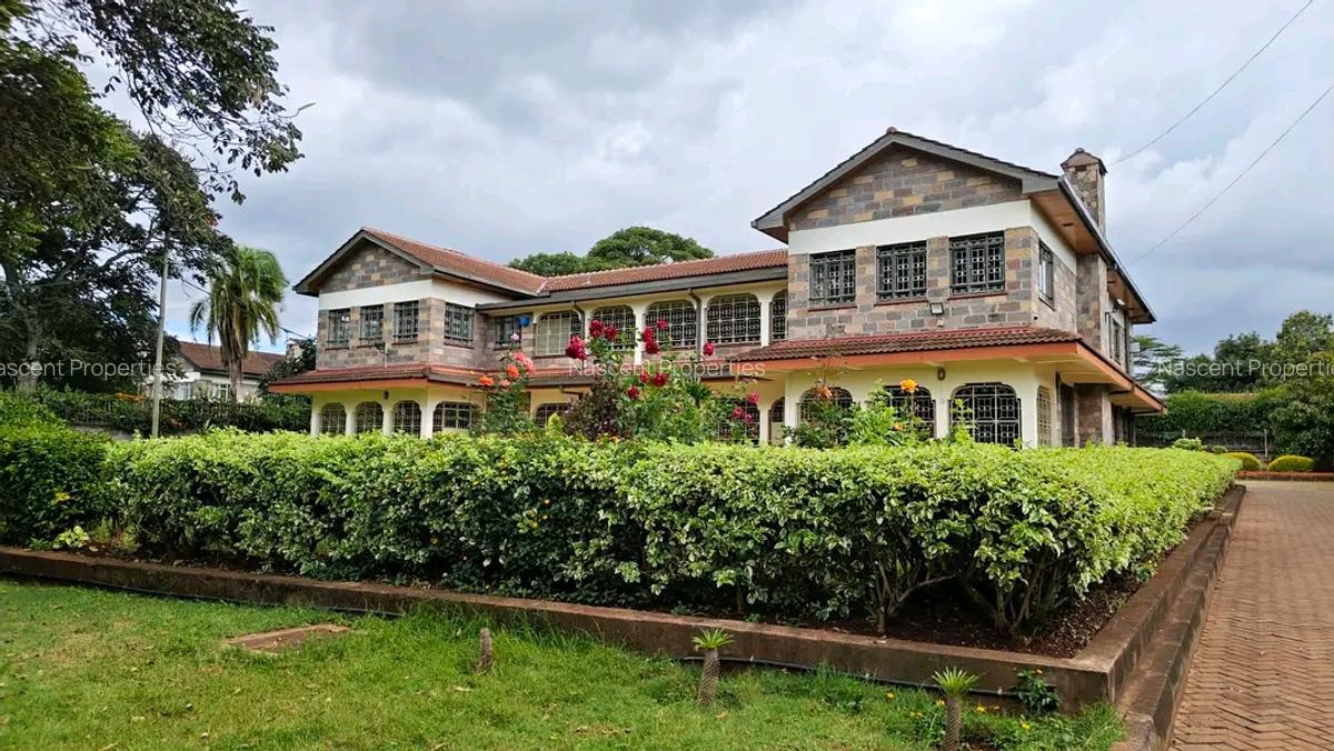 5 Bed House with En Suite in Nyari - 4