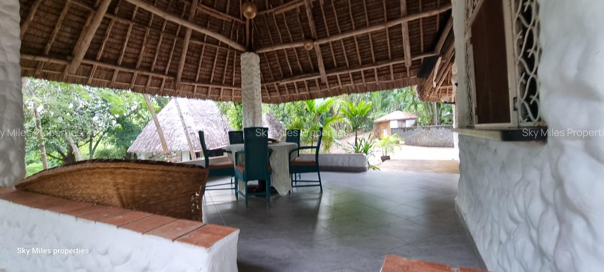 1 Bed Villa with En Suite at La-Marina - 13