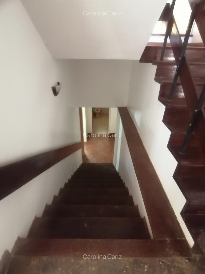 5 Bed House with En Suite at Gigiri - 11