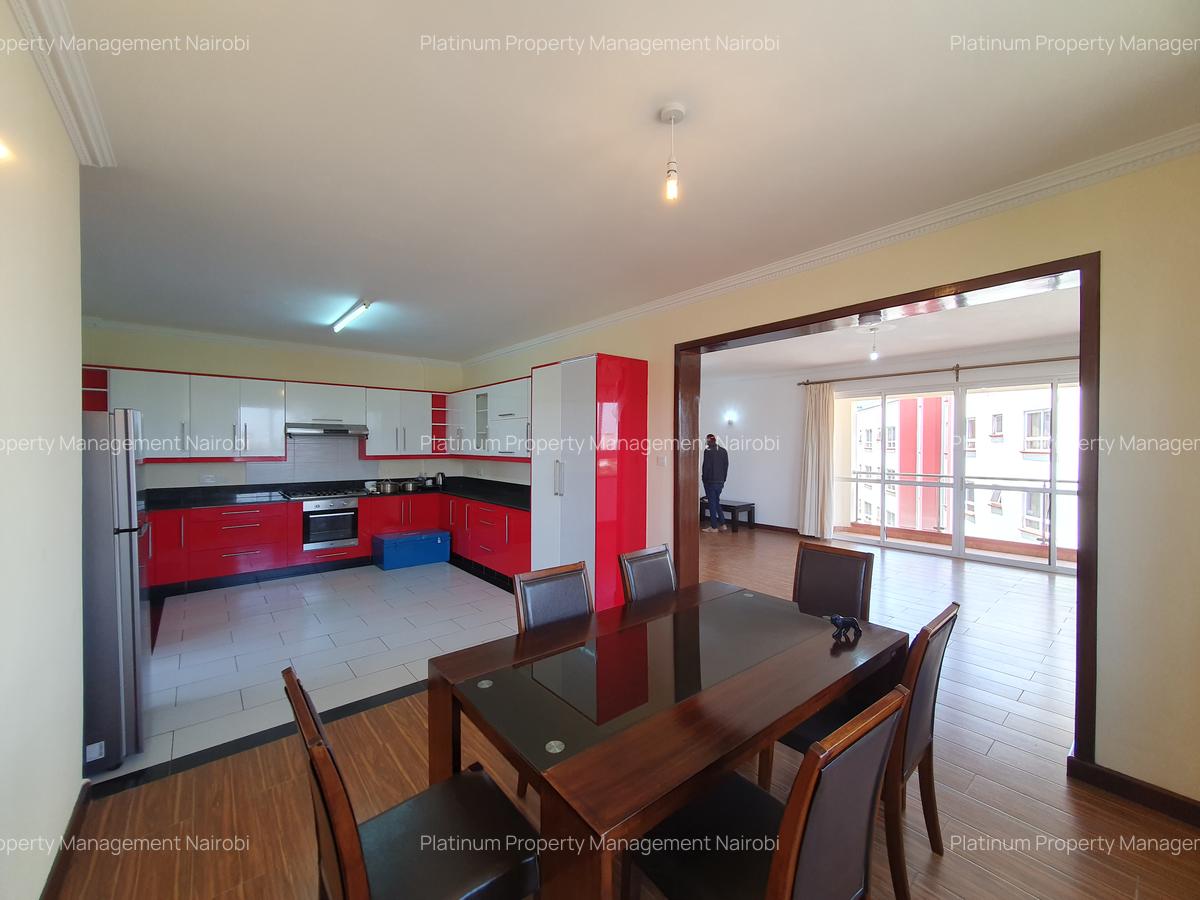 3 Bed Apartment with En Suite at River Gardens Park - 5