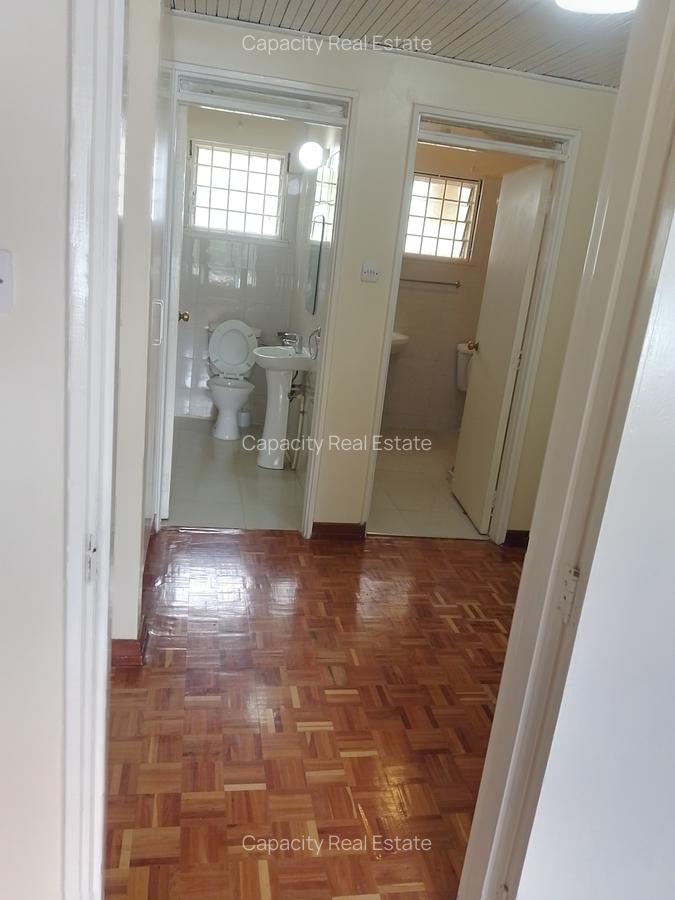 4 Bed Townhouse with Garden in Runda - 15