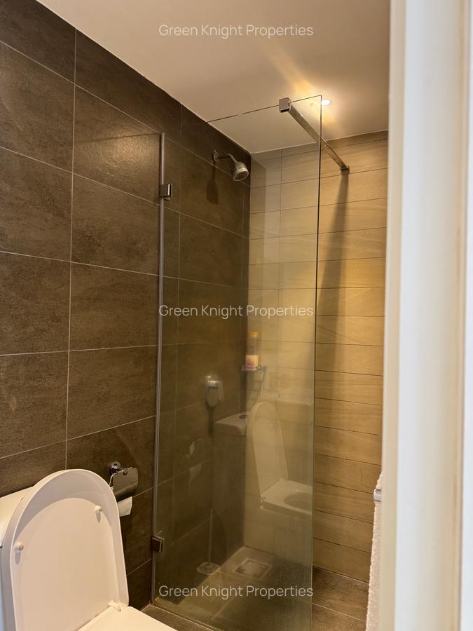 Serviced 1 Bed Apartment with En Suite in Lavington - 7