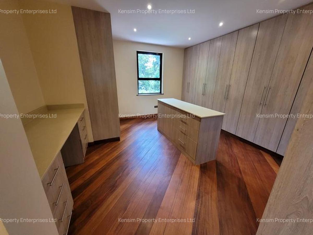 5 Bed Townhouse with En Suite in Lavington - 8