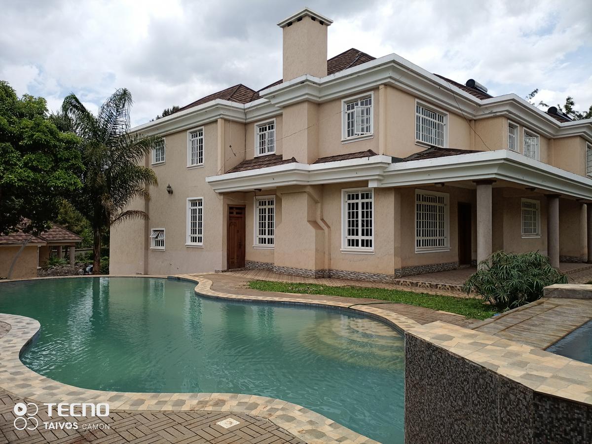7 bed house with en suite at off runda grove