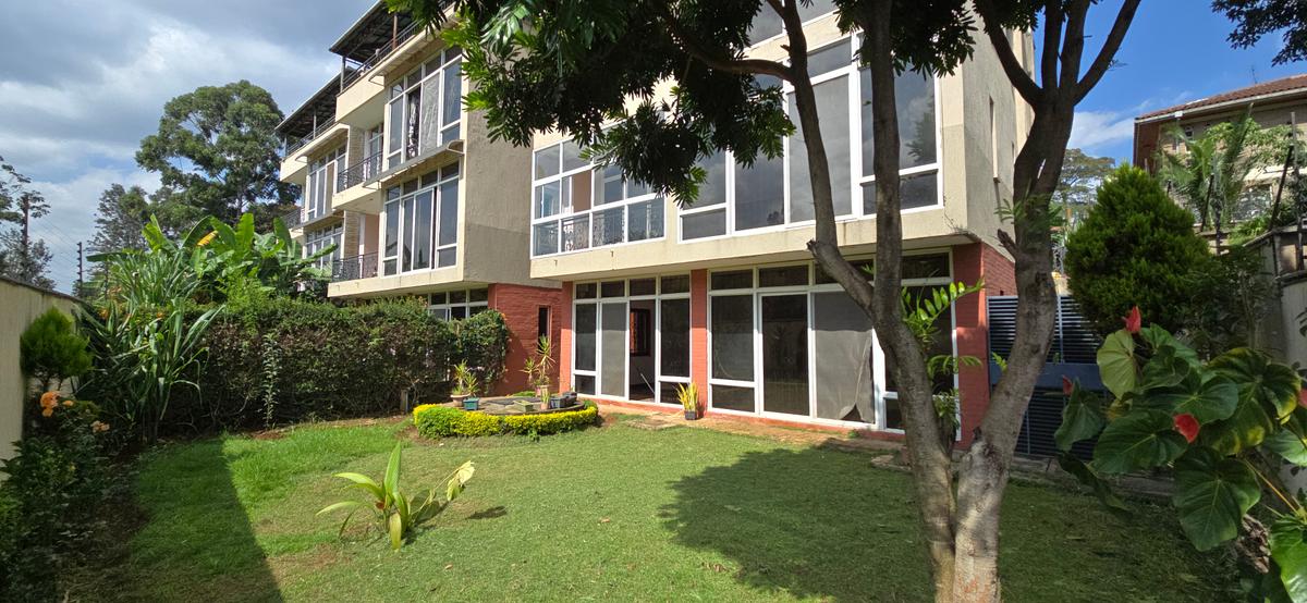 5 Bed Townhouse with En Suite at Convent Drive - 7