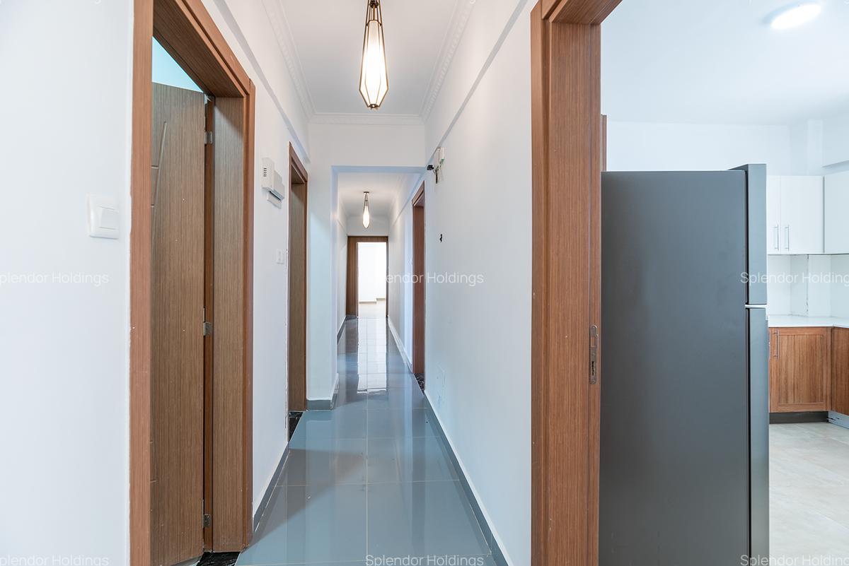 3 Bed Apartment with En Suite in Kilimani - 4