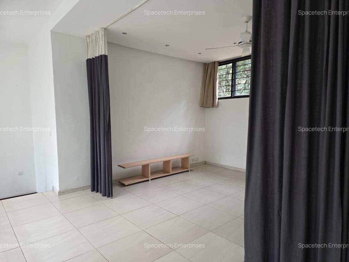 3 Bed House with En Suite in Muthaiga - 10
