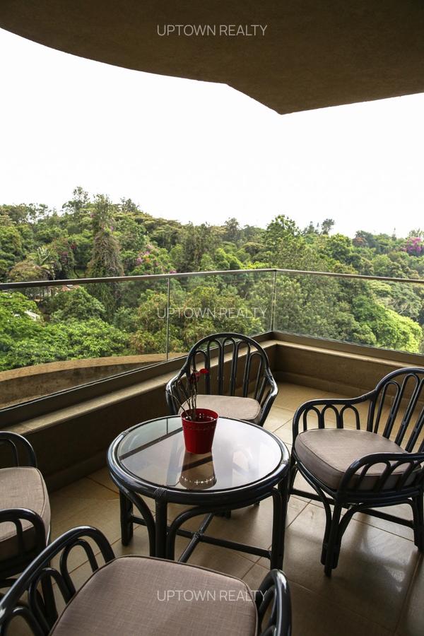 Serviced 3 Bed Apartment with En Suite at Parklands - 8