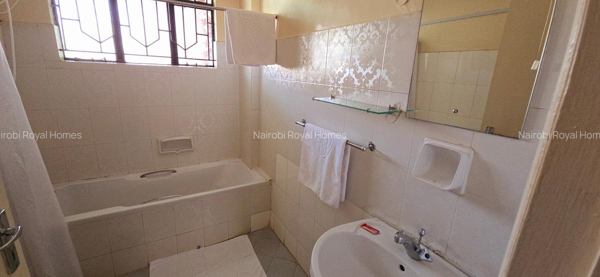 3 Bed Apartment with En Suite at Rhapta Road - 10