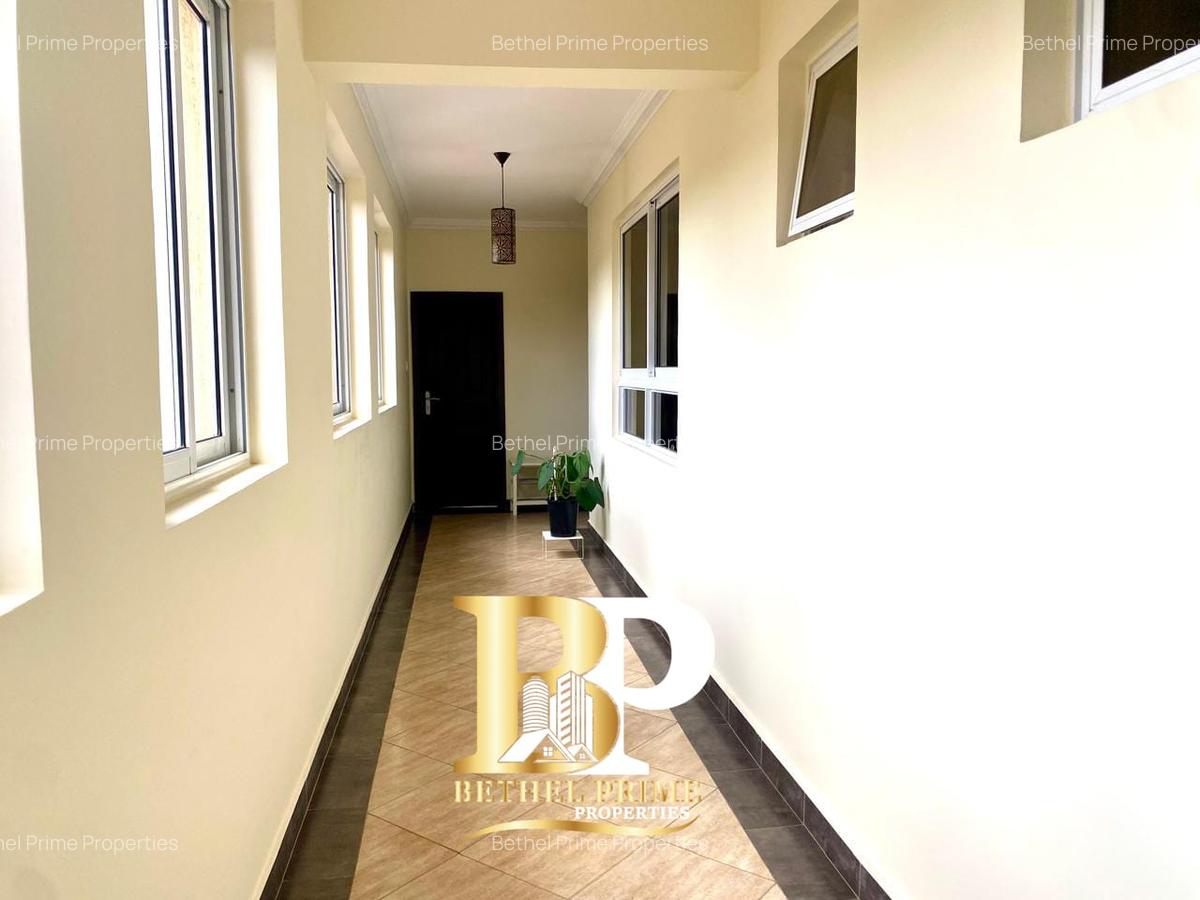 Furnished 3 Bed Apartment with En Suite in Brookside - 9