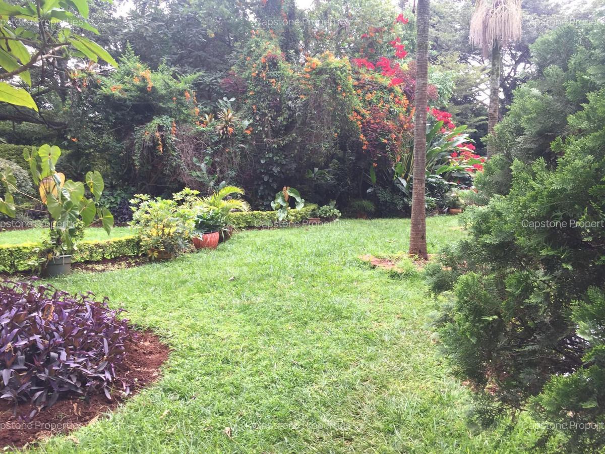 Furnished 2 Bed Apartment with En Suite in Rosslyn - 3