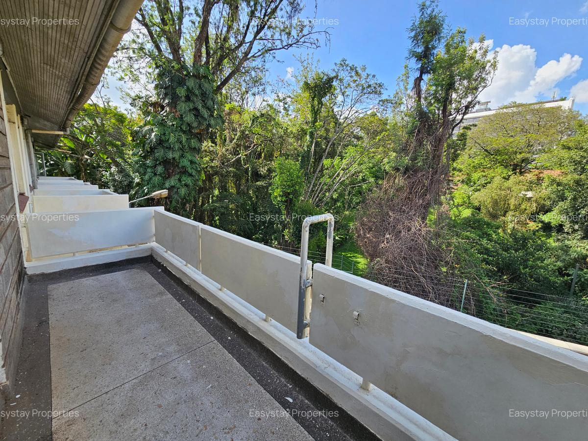 4 Bed Townhouse with En Suite in Kileleshwa - 3