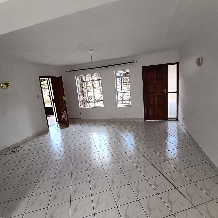 3 Bed Apartment with En Suite in Rhapta Road - 4