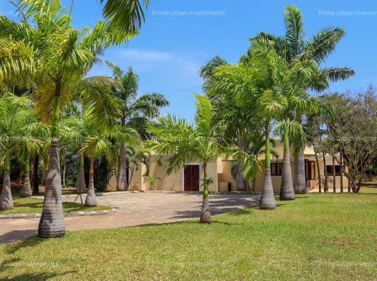 4 Bed House with En Suite at Vipingo Ridge - 1