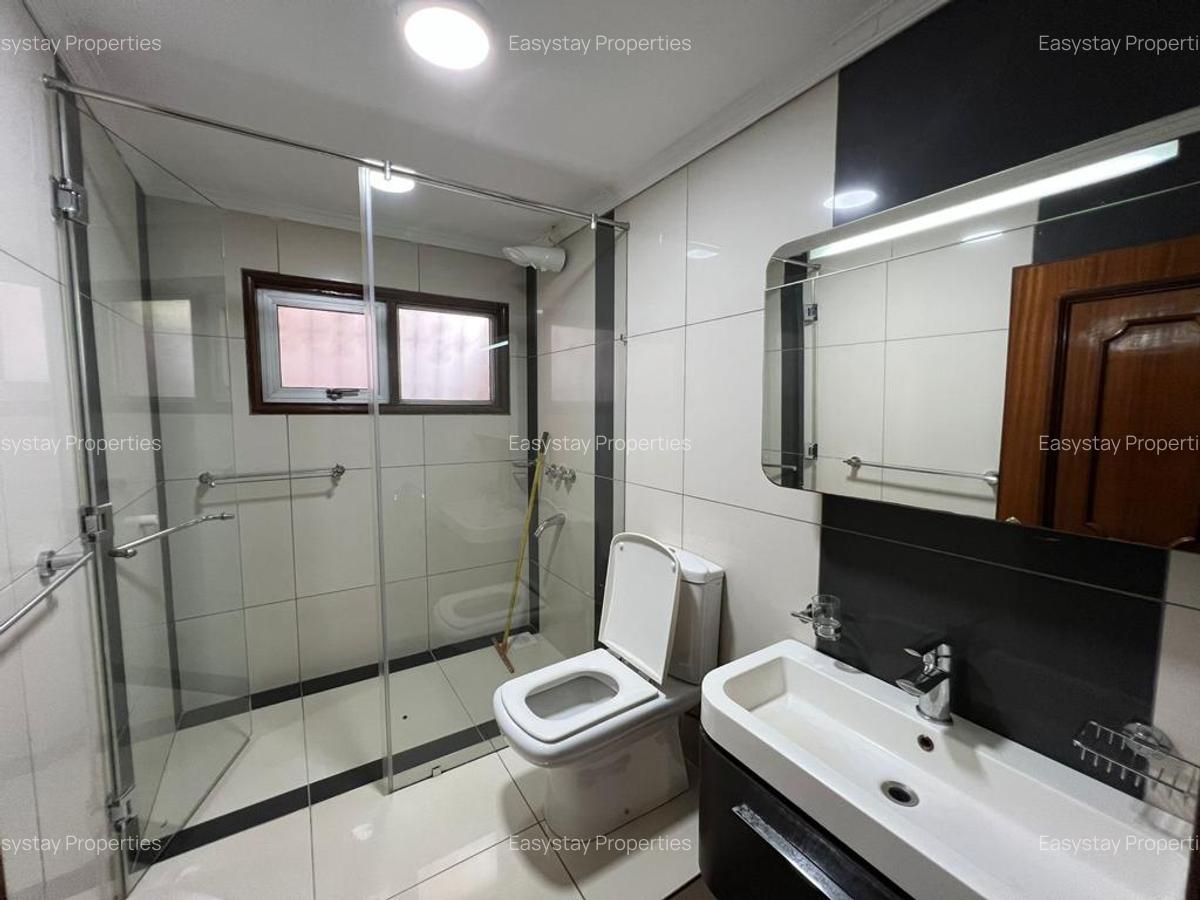 4 Bed Townhouse with En Suite in Westlands Area - 10