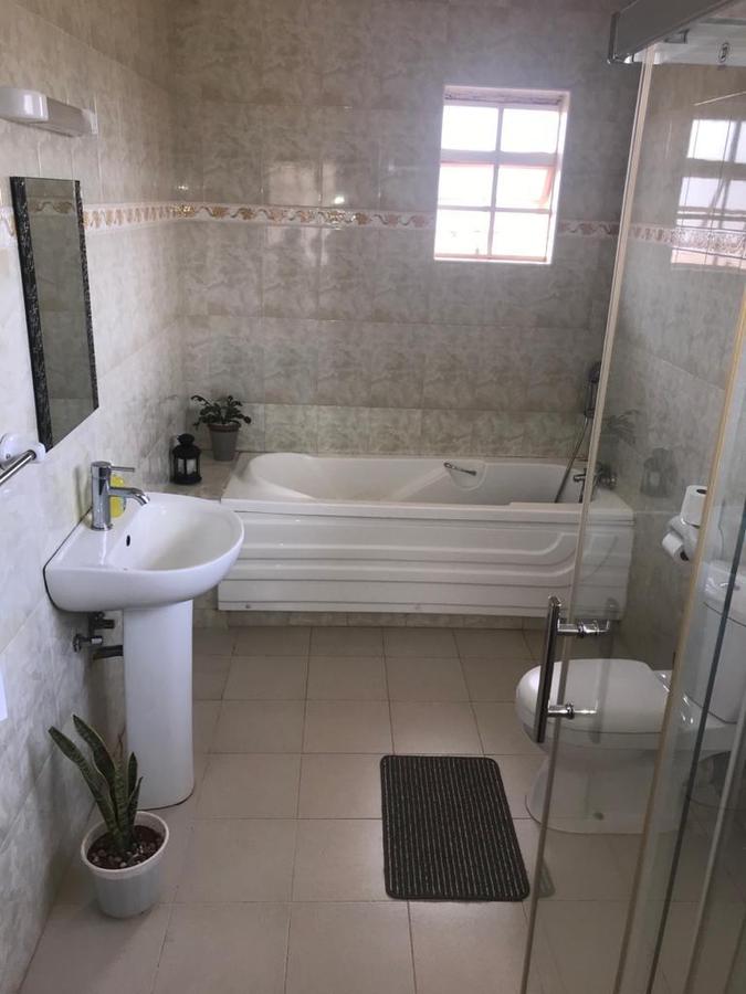 4 Bed House with En Suite at Kiambu Road - 8