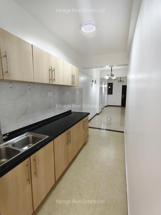1 Bed Apartment with Staff Quarters in Kilimani - 3