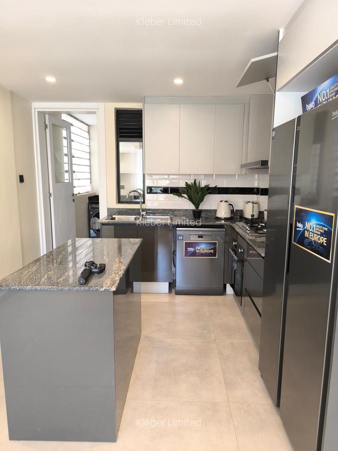 4 Bed Apartment with En Suite at General Mathenge - 4