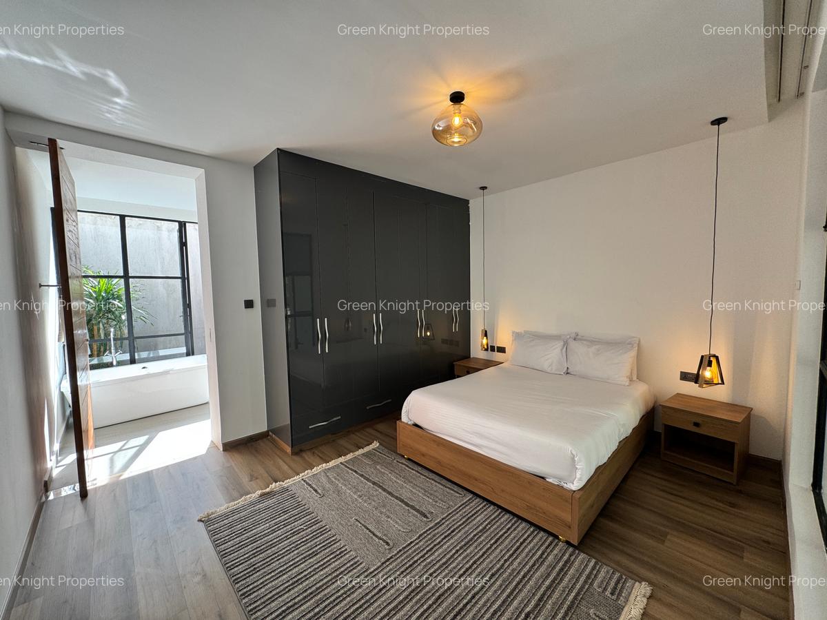 3 Bed House with En Suite in Karen Hardy - 8