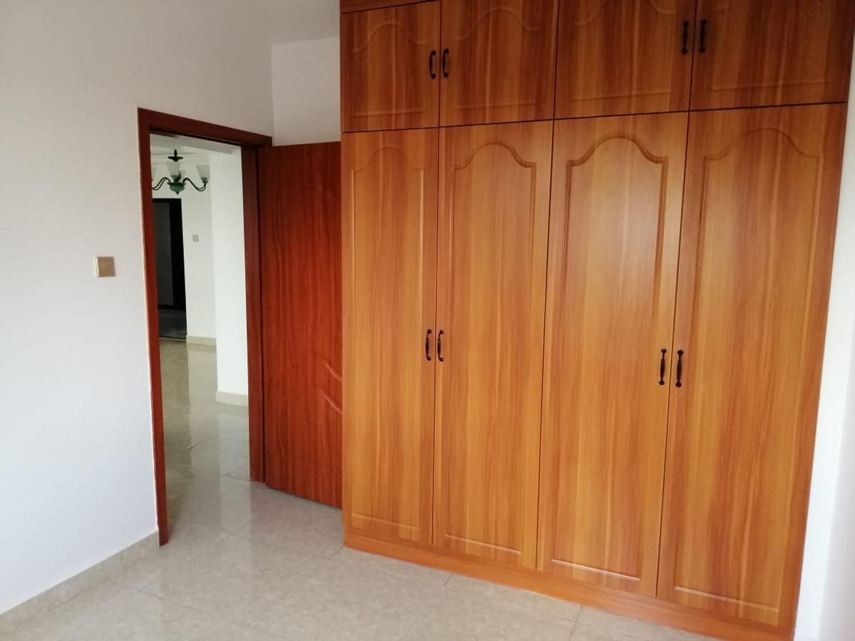 2 Bed Apartment with En Suite at Laikipia Road - 12