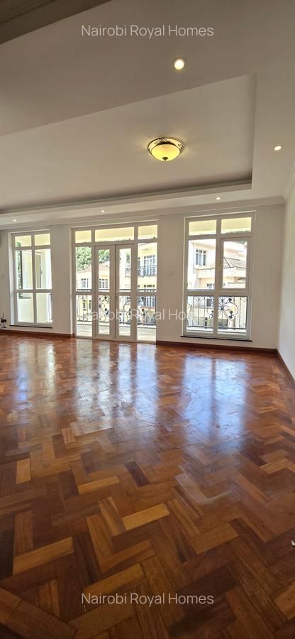 5 Bed Townhouse with En Suite at Lavington Green - 13