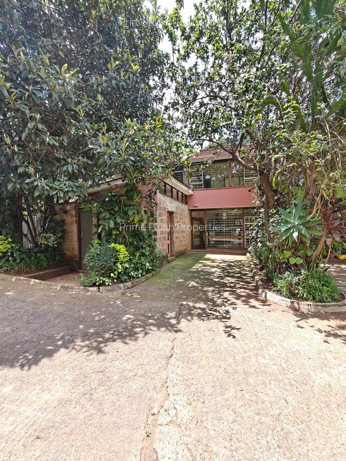 3 Bed House with Garden in Kilimani - 1