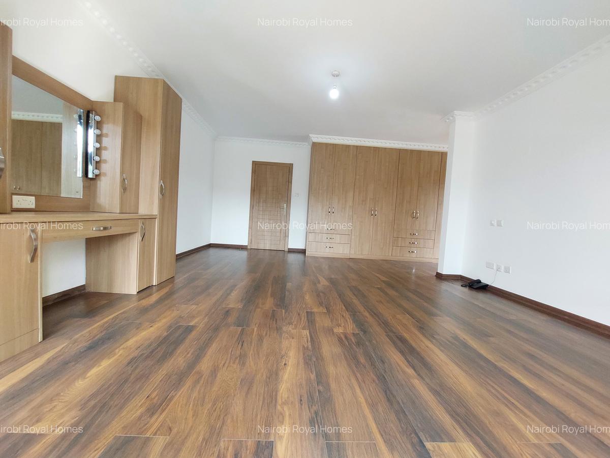 5 Bed House with En Suite at Muthaiga Road - 11