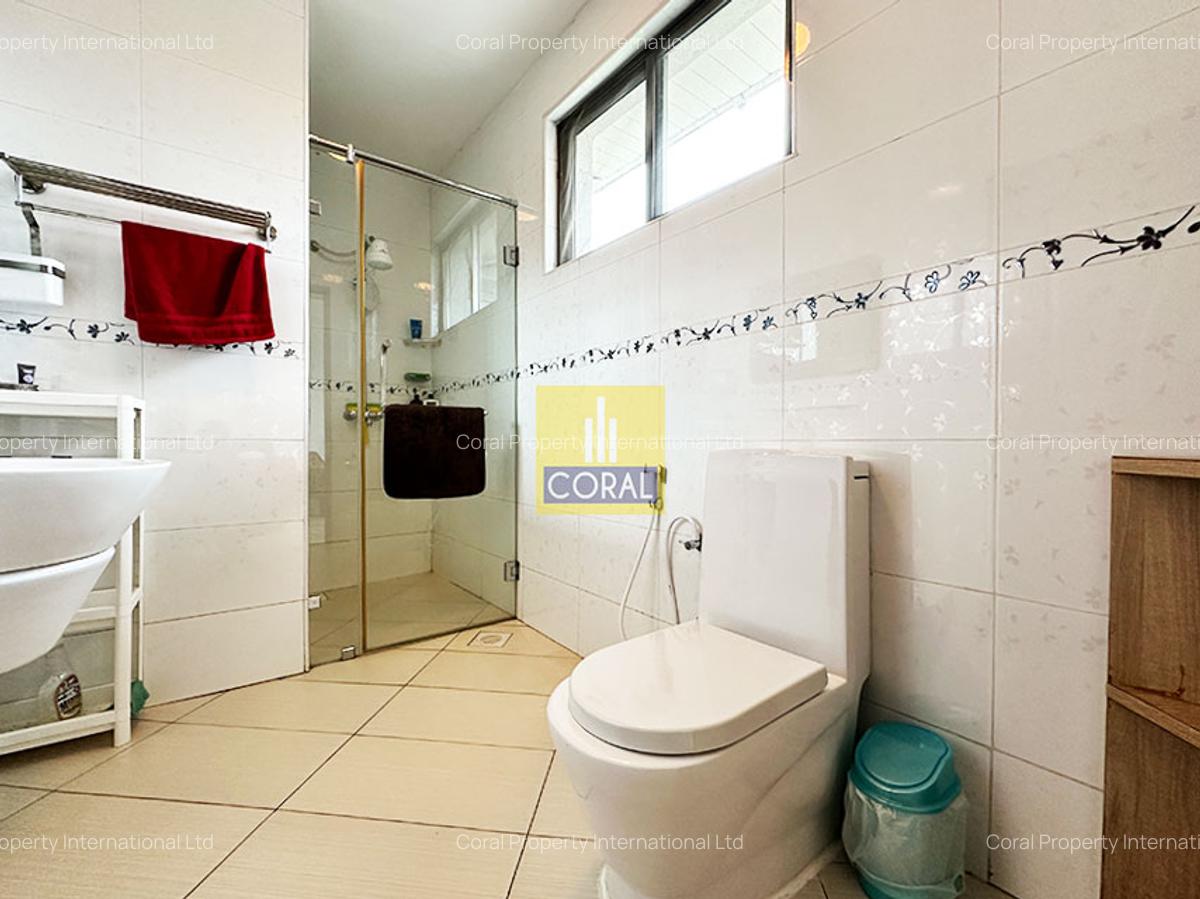 5 Bed Apartment in Parklands - 15