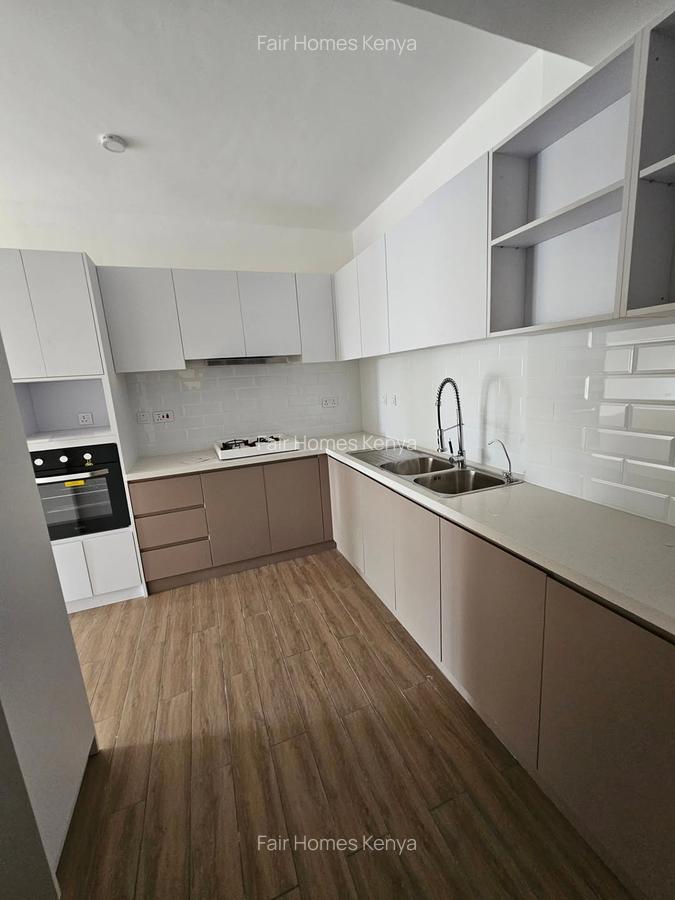 3 Bed Apartment with En Suite at Othaya Road - 3