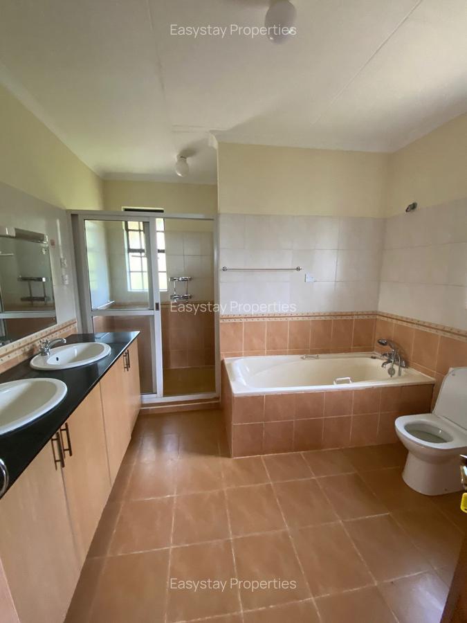 4 Bed Townhouse with Staff Quarters in Runda - 14