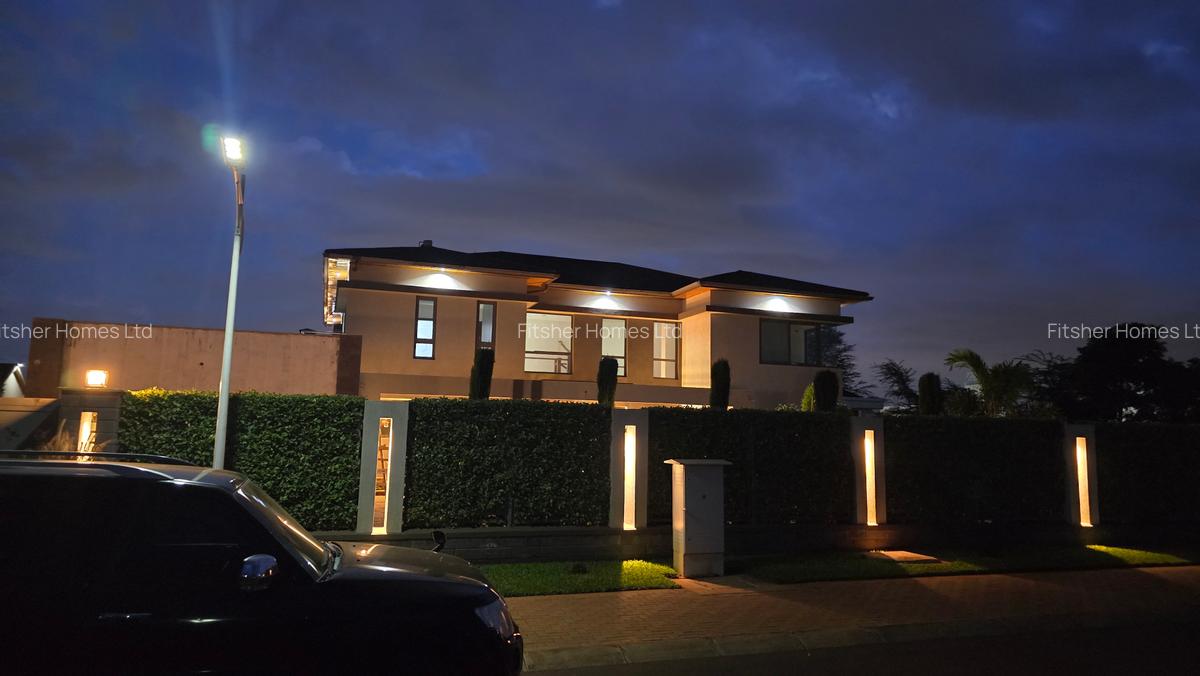 4 Bed House with En Suite in Kiambu Road - 2