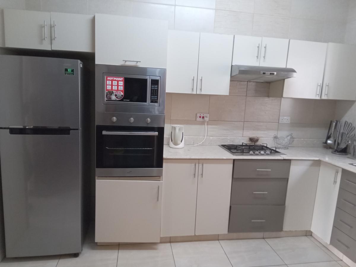 Serviced 2 Bed Apartment with En Suite at Westlands Area - 2