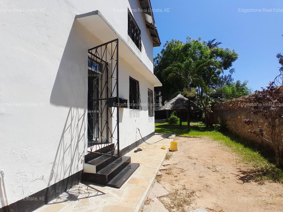 4 Bed Villa with En Suite in Mtwapa - 17