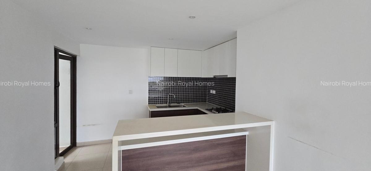 2 Bed Apartment with En Suite at Lavington Road - 8