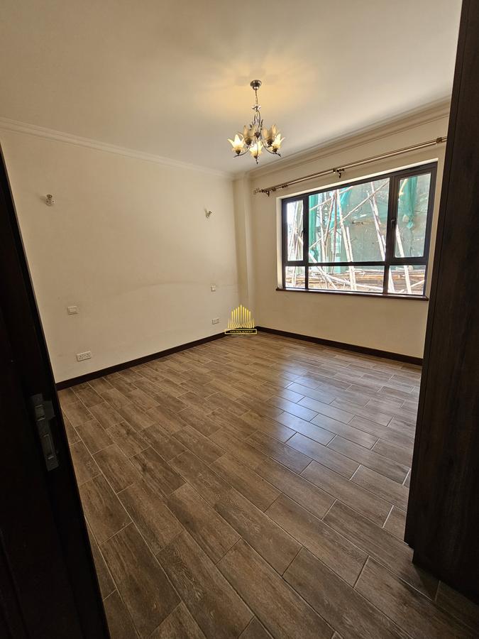 3 Bed Apartment with En Suite in Westlands Area - 9