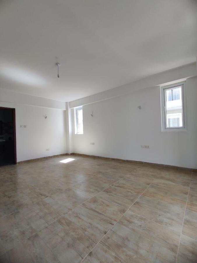 3 Bed Apartment with En Suite in General Mathenge - 9