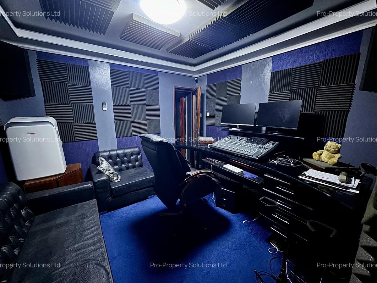 3 Bed Apartment with En Suite at Kindaruma - 9