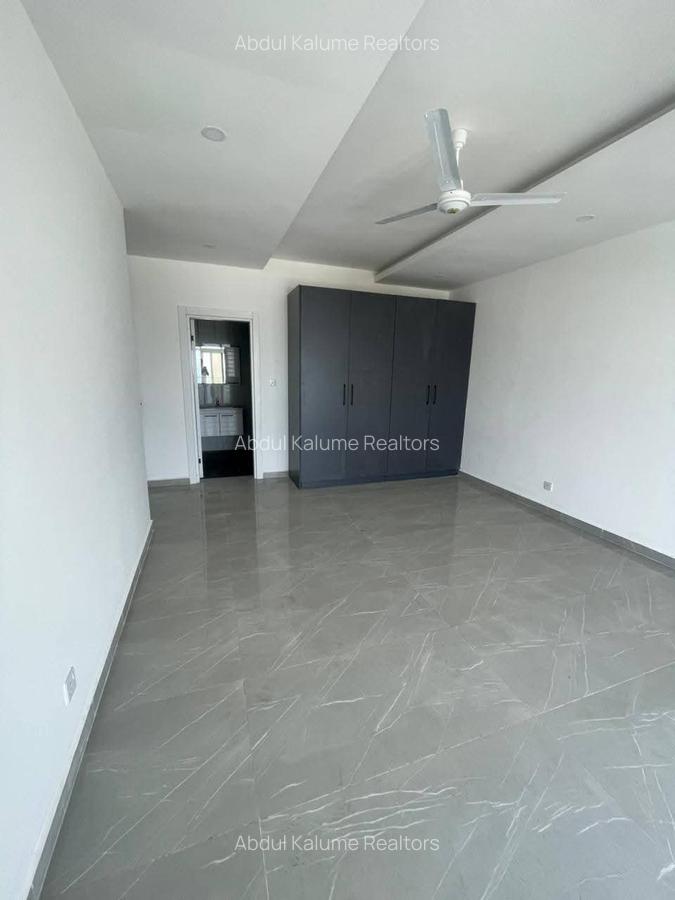 Serviced 3 Bed Apartment with En Suite at Nyali - 11
