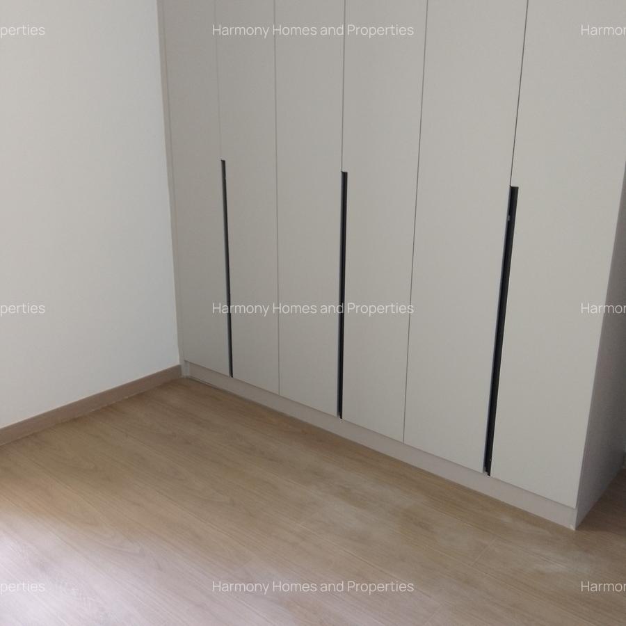 Furnished 2 Bed Apartment with En Suite at Riverside - 2