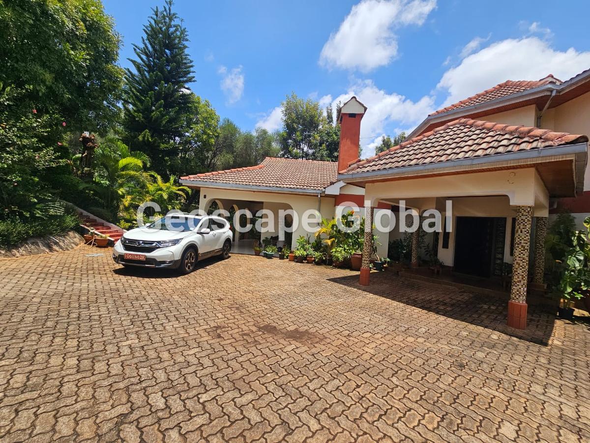 5 Bed House with En Suite in Spring Valley - 10