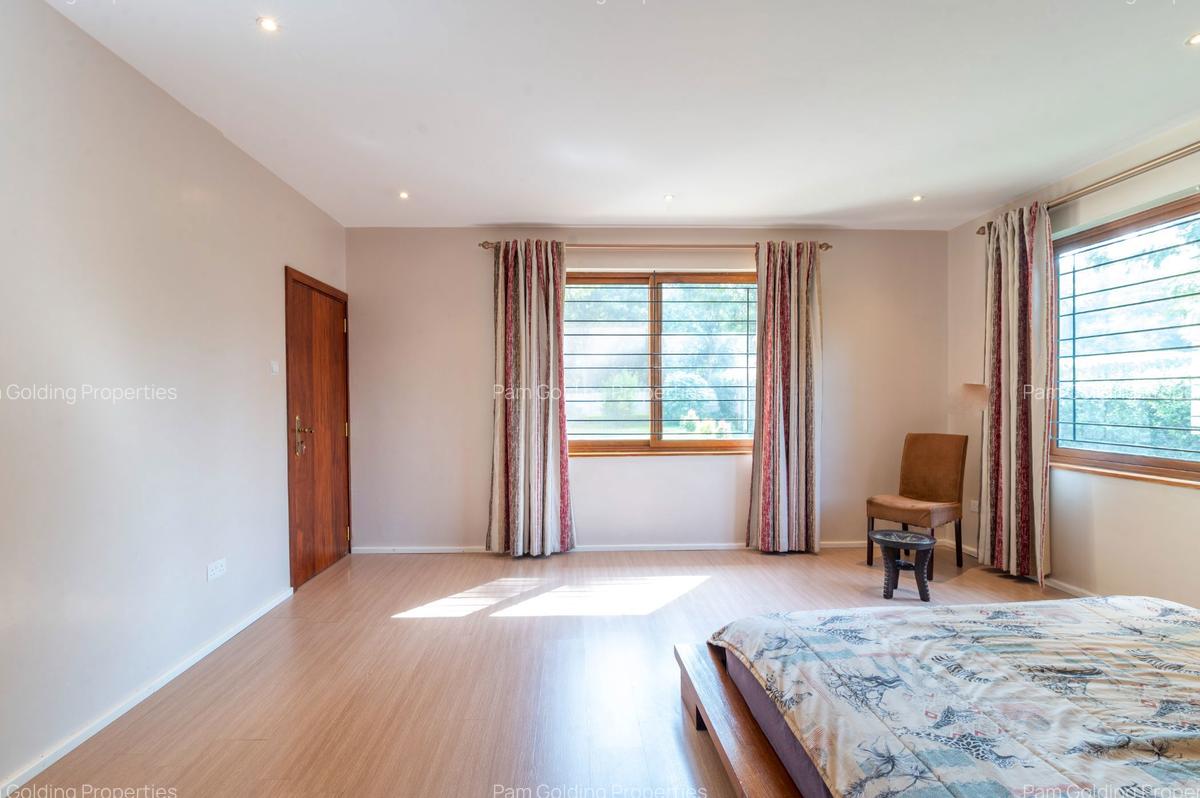5 Bed House with En Suite in Karen - 10