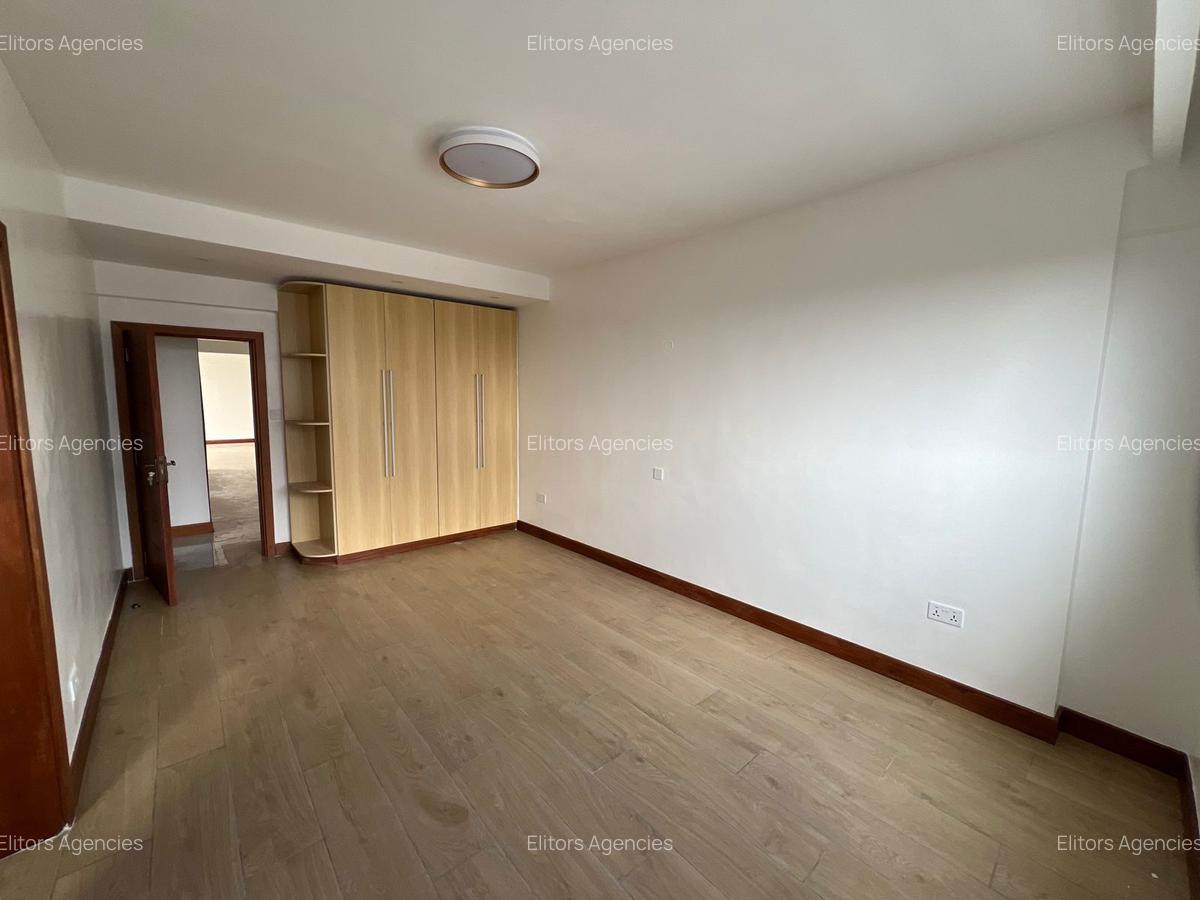 4 Bed Apartment with En Suite at Othaya Road - 15