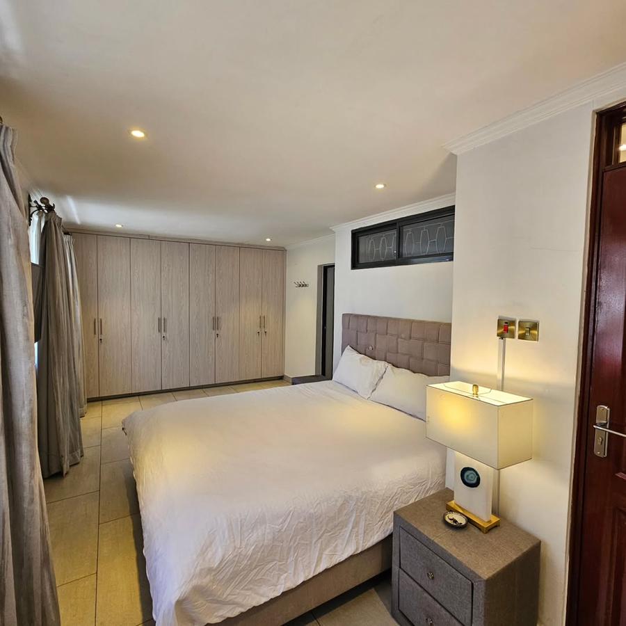 3 Bed House with En Suite at Parklands - 9